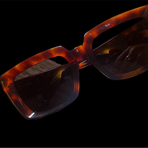 Celine Sunglasses with soft case - Picture 6 of 16